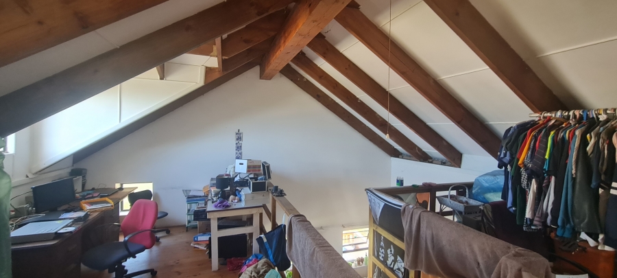 6 Bedroom Property for Sale in Dana Bay Western Cape